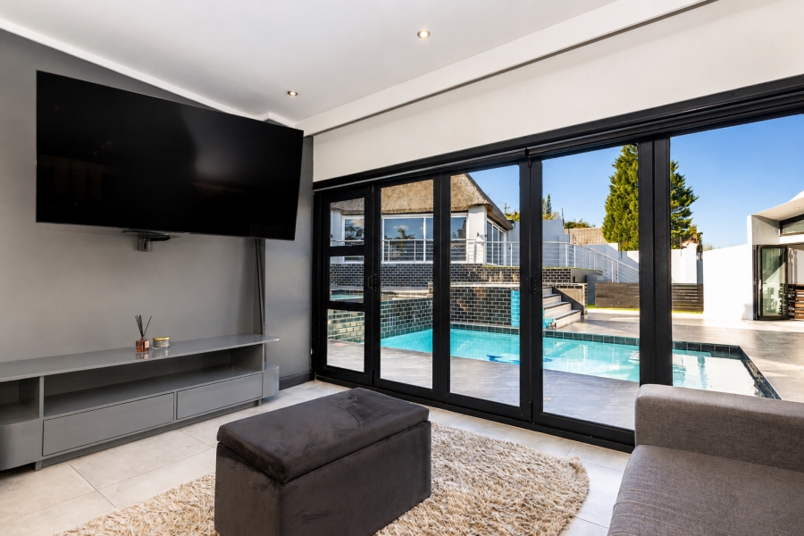 3 Bedroom Property for Sale in Vygeboom Western Cape